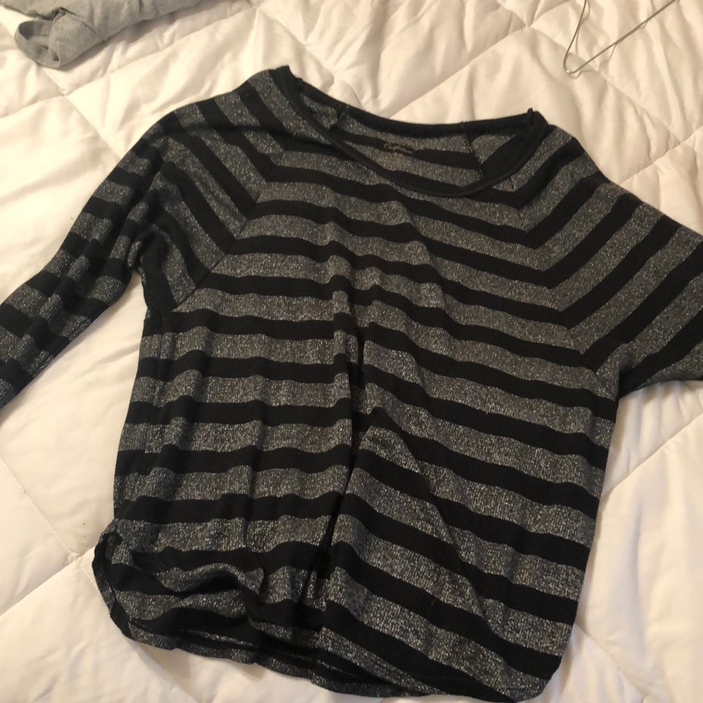 AE shirt